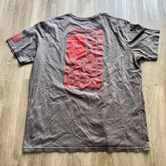Under Armour Shirt Adult Gray Red Loose Heat Gear Freedom America Mens 2XL - Picture 1 of 7